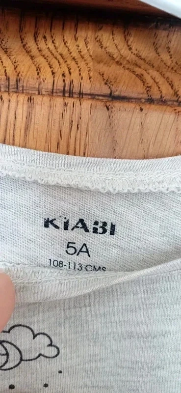 Light grey t-shirt size 5 years Kiabi brand long sleeves – photo 5